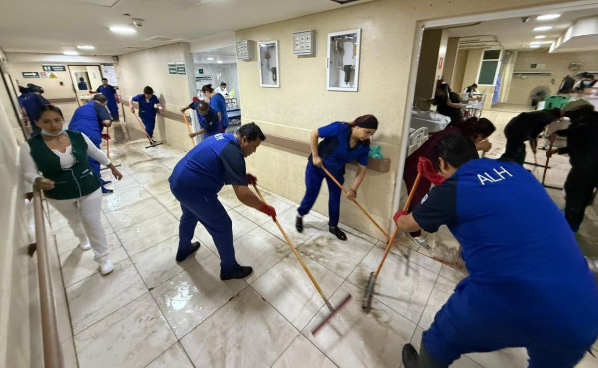 Video: Lluvias inundan hospital del IMSS en Los Reyes La Paz