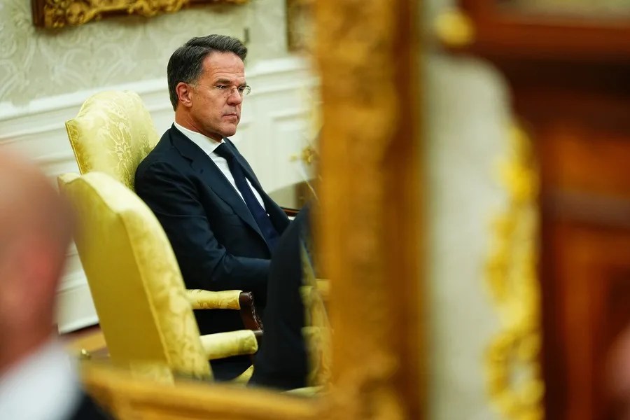 espana-defensa-2 El embajador nominado por Trump dice que hará entender a España su "gran error" sobre el gasto en defensa