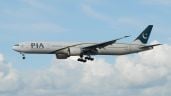 Foto ilustrativa de la nota titulada: La aerolínea estatal Pakistan International Airlines reanuda vuelos a Reino Unido tras cinco años de prohibición