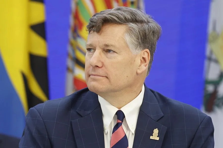 obj_20250626t162933s0012i_1_1_1_15_7_6 EE.UU. Petro